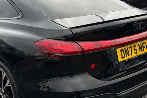 DN75NFH Audi S5 Avant Edition 1 TFSI 367 PS S tronic Thumbnail #9