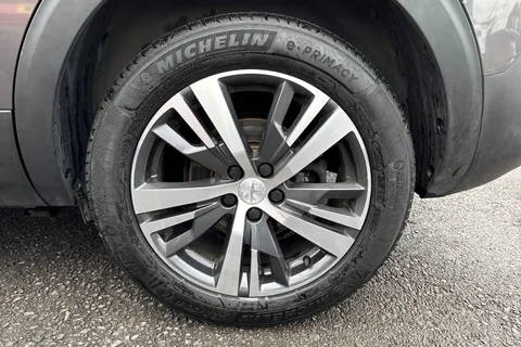 FV73LTF PEUGEOT 5008 1.5 BlueHDi Allure Premium + SUV 5dr Diesel EAT Euro 6 (s/s) (130 ps) Thumbnail #13