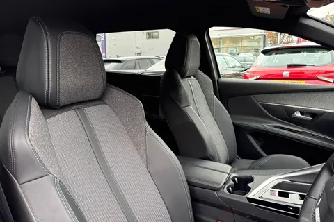 FV73LTF PEUGEOT 5008 1.5 BlueHDi Allure Premium + SUV 5dr Diesel EAT Euro 6 (s/s) (130 ps) Thumbnail #25