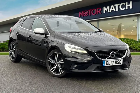 DL17BSO Volvo V40 2.0 D2 R-Design Pro Euro 6 (s/s) 5dr Thumbnail #2