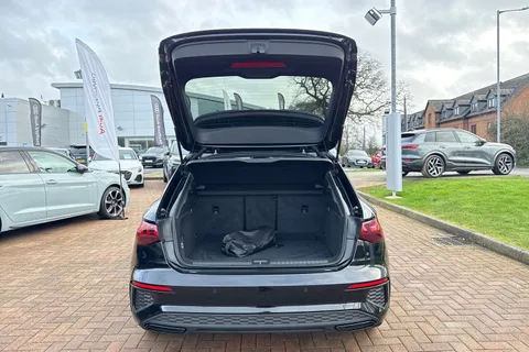 KW73SWY Audi A3 Black Edition 35 TDI 150 PS S tronic Thumbnail #39