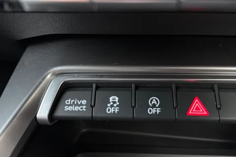 KW73SWY Audi A3 Black Edition 35 TDI 150 PS S tronic Thumbnail #60