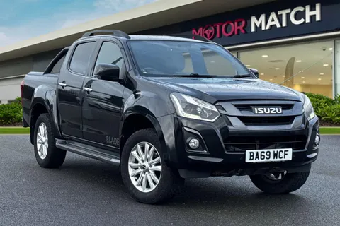 BA69WCF Isuzu D-Max 1.9 TD Blade 4WD Euro 6 4dr Thumbnail #2