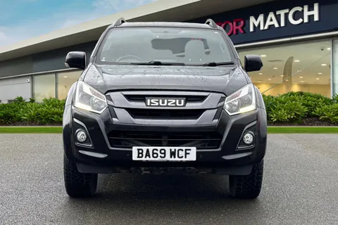 BA69WCF Isuzu D-Max 1.9 TD Blade 4WD Euro 6 4dr Thumbnail #6