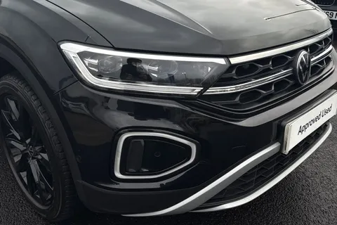 MP23JHL Volkswagen T-Roc 1.0 TSI Style 5dr **BLACK DESIGN PACK, REAR CAM** Thumbnail #10