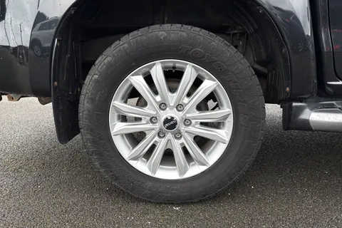 BA69WCF Isuzu D-Max 1.9 TD Blade 4WD Euro 6 4dr Thumbnail #11