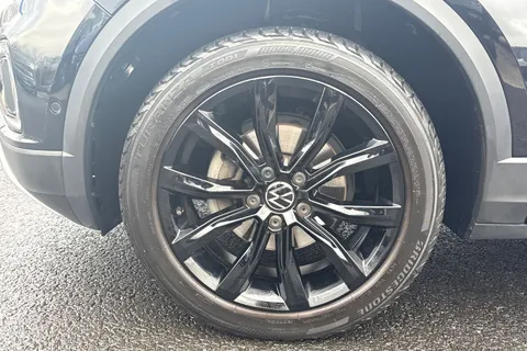 MP23JHL Volkswagen T-Roc 1.0 TSI Style 5dr **BLACK DESIGN PACK, REAR CAM** Thumbnail #13