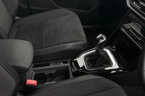 MP23JHL Volkswagen T-Roc 1.0 TSI Style 5dr **BLACK DESIGN PACK, REAR CAM** Thumbnail #24