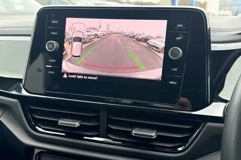 MP23JHL Volkswagen T-Roc 1.0 TSI Style 5dr **BLACK DESIGN PACK, REAR CAM** Thumbnail #38