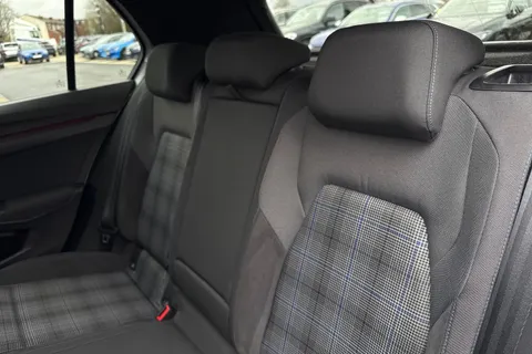 VA21KYG Volkswagen Golf 1.4 TSI GTE 5dr DSG Thumbnail #20