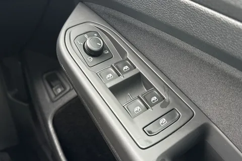 VA21KYG Volkswagen Golf 1.4 TSI GTE 5dr DSG Thumbnail #22