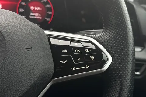 VA21KYG Volkswagen Golf 1.4 TSI GTE 5dr DSG Thumbnail #33