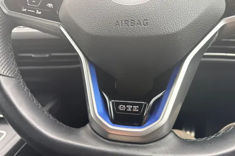 VA21KYG Volkswagen Golf 1.4 TSI GTE 5dr DSG Thumbnail #34