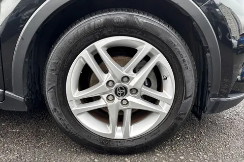 LS73HYO Toyota C-Hr 1.8 VVT-h Icon CVT Euro 6 (s/s) 5dr Thumbnail #14