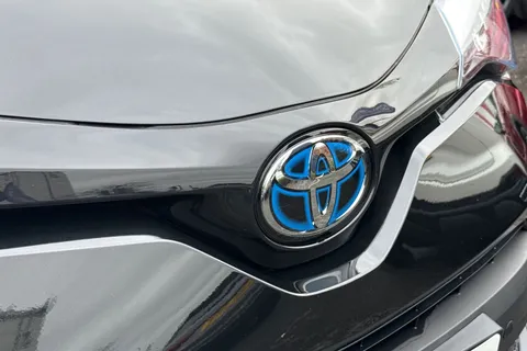 LS73HYO Toyota C-Hr 1.8 VVT-h Icon CVT Euro 6 (s/s) 5dr Thumbnail #27
