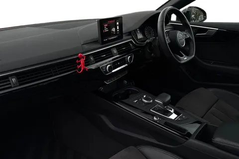 BG69KKW Audi A5 Coup- Black Edition 35 TFSI  150 PS S tronic Thumbnail #16