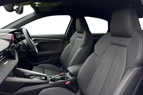 BG25HLZ Audi A3 Black Edition 35 TFSI  150 PS S tronic Thumbnail #16