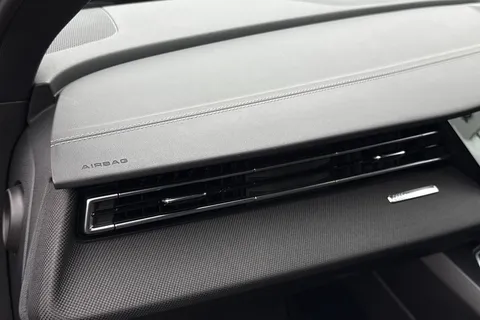 BG25HLZ Audi A3 Black Edition 35 TFSI  150 PS S tronic Thumbnail #34