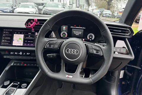 BG25HLZ Audi A3 Black Edition 35 TFSI  150 PS S tronic Thumbnail #46