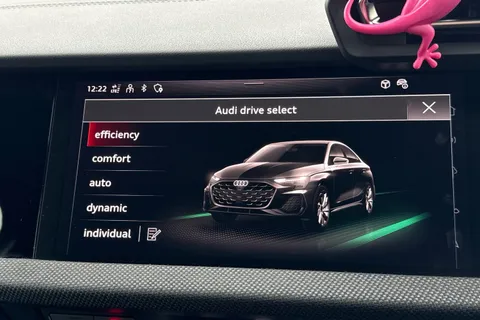 BG25HLZ Audi A3 Black Edition 35 TFSI  150 PS S tronic Thumbnail #57