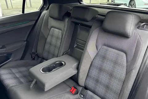 ND71HZA Volkswagen Golf 1.4 TSI GTE 5dr DSG | Keyless Entry | Cruise Control Thumbnail #19
