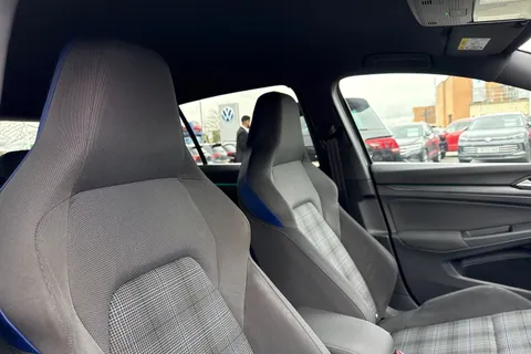 ND71HZA Volkswagen Golf 1.4 TSI GTE 5dr DSG | Keyless Entry | Cruise Control Thumbnail #24