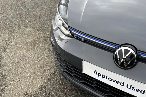 ND71HZA Volkswagen Golf 1.4 TSI GTE 5dr DSG | Keyless Entry | Cruise Control Thumbnail #41