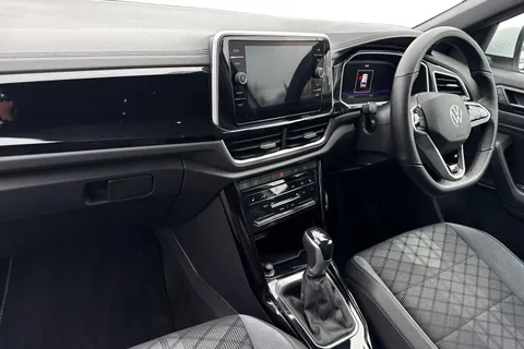 PJ23OXU Volkswagen T-Roc 1.5 TSI R-Line 5dr DSG Thumbnail #10
