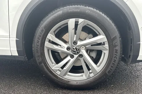 PJ23OXU Volkswagen T-Roc 1.5 TSI R-Line 5dr DSG Thumbnail #23