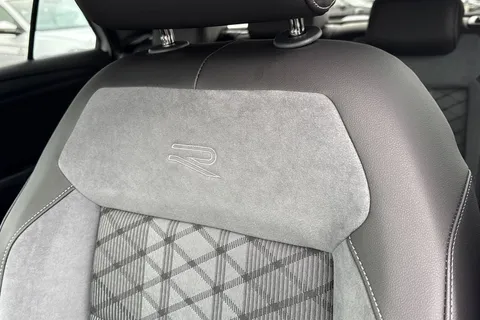 PJ23OXU Volkswagen T-Roc 1.5 TSI R-Line 5dr DSG Thumbnail #33