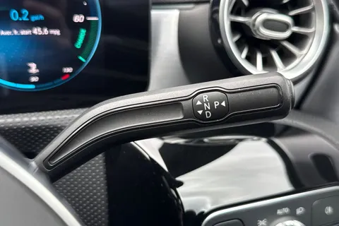 FE70SZO Mercedes-Benz Cla Class 1.3 CLA180 AMG Line (Premium Plus 2) Coupe 7G-DCT Euro 6 (s/s) 4dr Thumbnail #42