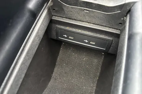 FE70SZO Mercedes-Benz Cla Class 1.3 CLA180 AMG Line (Premium Plus 2) Coupe 7G-DCT Euro 6 (s/s) 4dr Thumbnail #50