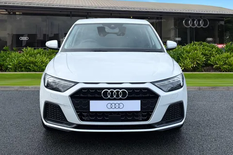  Audi A1 1.0 TFSI 25 Sport Sportback Euro 6 (s/s) 5dr Thumbnail #6