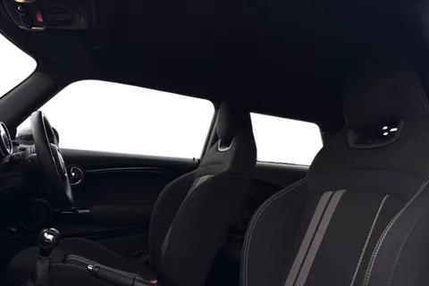 BG19XXF Mini Hatch 2.0 Cooper S Sport Euro 6 (s/s) 3dr Thumbnail #17