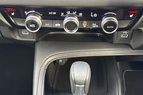 FJ73VNG Honda HR-V 1.5 eHEV Elegance 5dr CVT Thumbnail #22