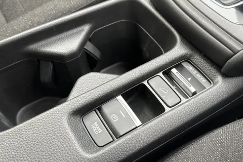 FJ73VNG Honda HR-V 1.5 eHEV Elegance 5dr CVT Thumbnail #47