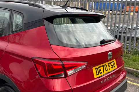 DE70FSD SEAT Arona 1.0 TSI SE Technology Euro 6 (s/s) 5dr Thumbnail #8