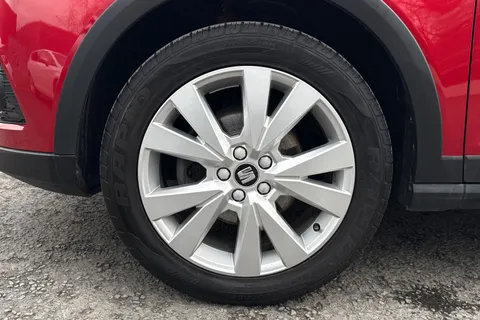 DE70FSD SEAT Arona 1.0 TSI SE Technology Euro 6 (s/s) 5dr Thumbnail #10