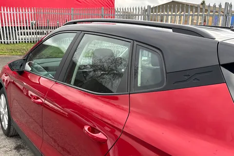 DE70FSD SEAT Arona 1.0 TSI SE Technology Euro 6 (s/s) 5dr Thumbnail #25