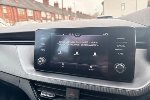 ML72HMY Škoda Kamiq 1.0 TSI SE Euro 6 (s/s) 5dr Thumbnail #13