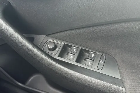 ML72HMY Škoda Kamiq 1.0 TSI SE Euro 6 (s/s) 5dr Thumbnail #19