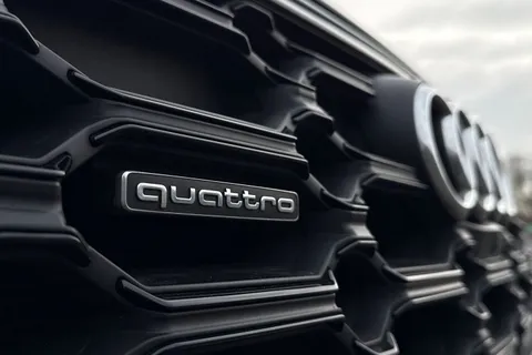 PN22LMK Audi Q5 Edition 1 40 TDI quattro 204 PS S tronic Thumbnail #29