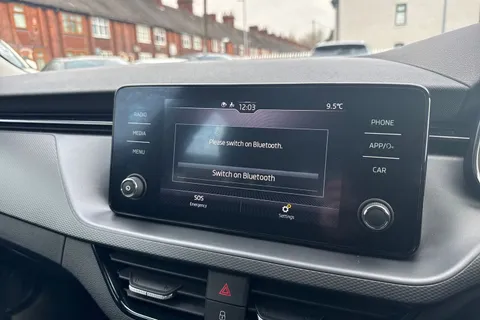 ML72HMY Škoda Kamiq 1.0 TSI SE Euro 6 (s/s) 5dr Thumbnail #36