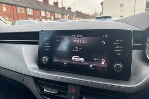 ML72HMY Škoda Kamiq 1.0 TSI SE Euro 6 (s/s) 5dr Thumbnail #37