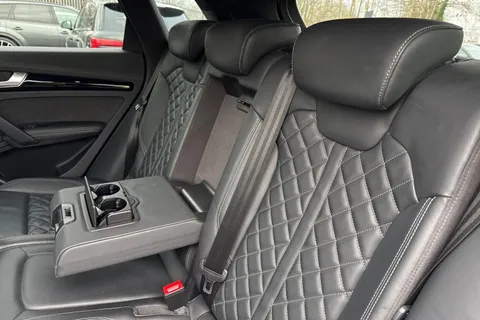 PN22LMK Audi Q5 Edition 1 40 TDI quattro 204 PS S tronic Thumbnail #35