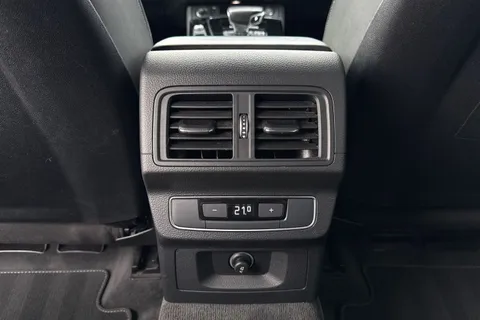 PN22LMK Audi Q5 Edition 1 40 TDI quattro 204 PS S tronic Thumbnail #36