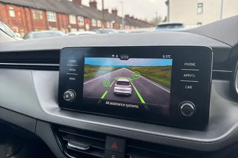 ML72HMY Škoda Kamiq 1.0 TSI SE Euro 6 (s/s) 5dr Thumbnail #39