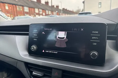 ML72HMY Škoda Kamiq 1.0 TSI SE Euro 6 (s/s) 5dr Thumbnail #40