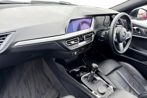 SG70NDV BMW 1 Series 1.5 118i M Sport Euro 6 (s/s) 5dr Thumbnail #10