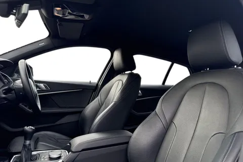 SG70NDV BMW 1 Series 1.5 118i M Sport Euro 6 (s/s) 5dr Thumbnail #12